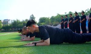 夏日砺精兵 实战强本领