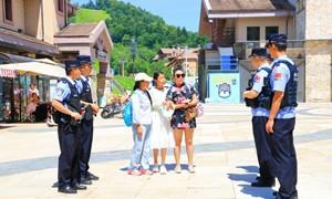 “景区平安哨”温情服务八方游客