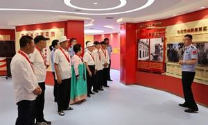 勋章熠熠映江畔 薪火绵绵传国门