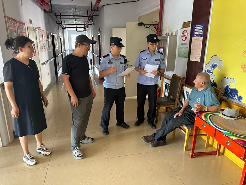 践行新时代“枫桥经验”.jpg