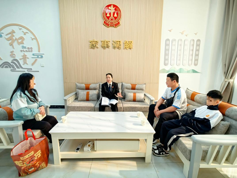 千年古榕下的“法治密码”4片1.jpg